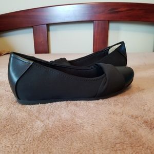 Women's shoes